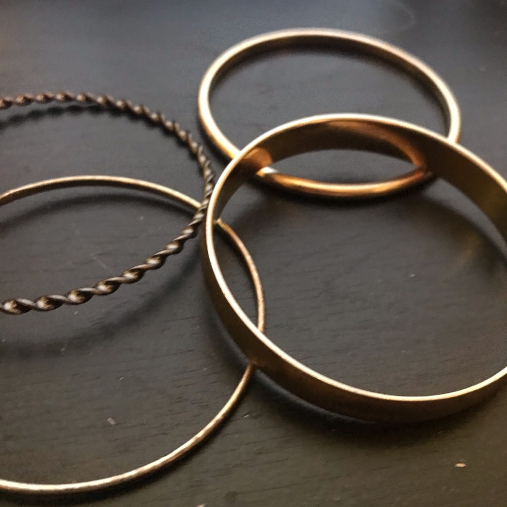 Set of 4 Bangle Bracelets